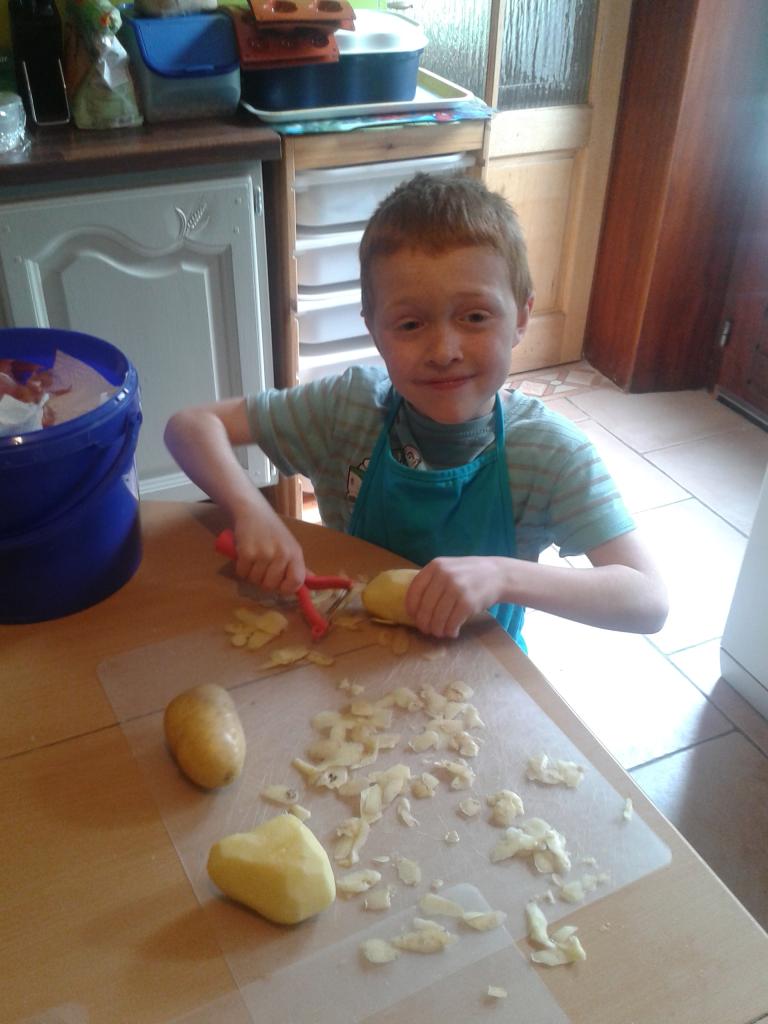 Epluchage des pommes de terre